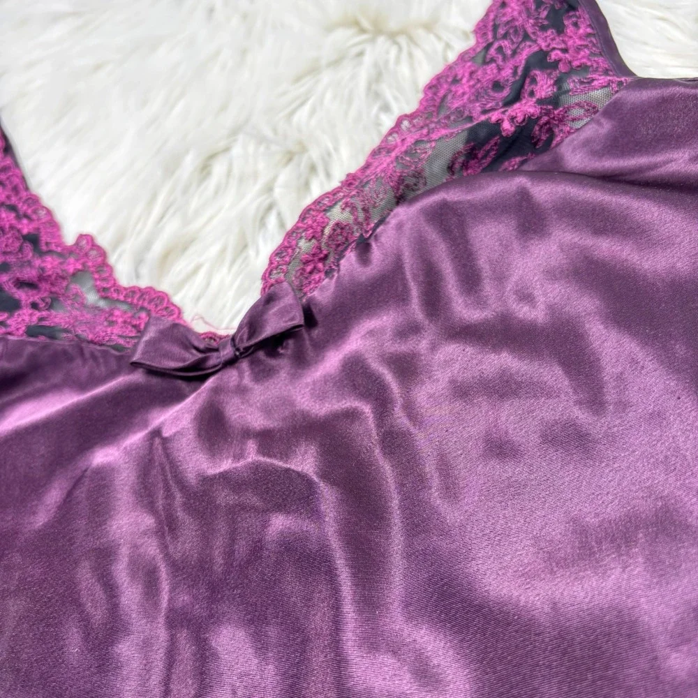 Expressions vintage satin